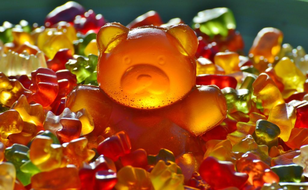 giant-rubber-bear-gummibar-gummibarchen-fruit-gums