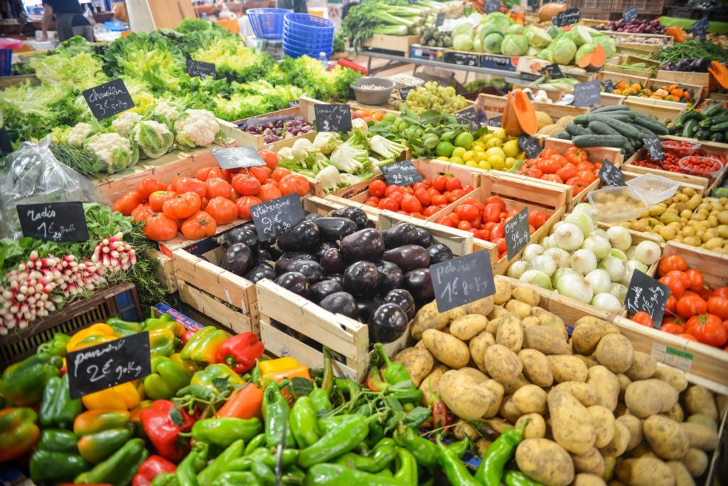 food-healthy-farmer's market