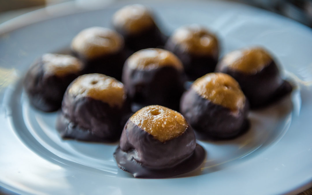 Buckeyes: Chocolate, Peanut Butter Balls of Gooey Goodness {Gluten free, Vegan} Taste the Heartland with this Updated Classic